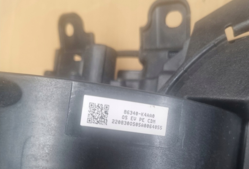 фото №7, Hyundai kona electric lift крышка заглушка разъём зарядки 86340-k4aa0