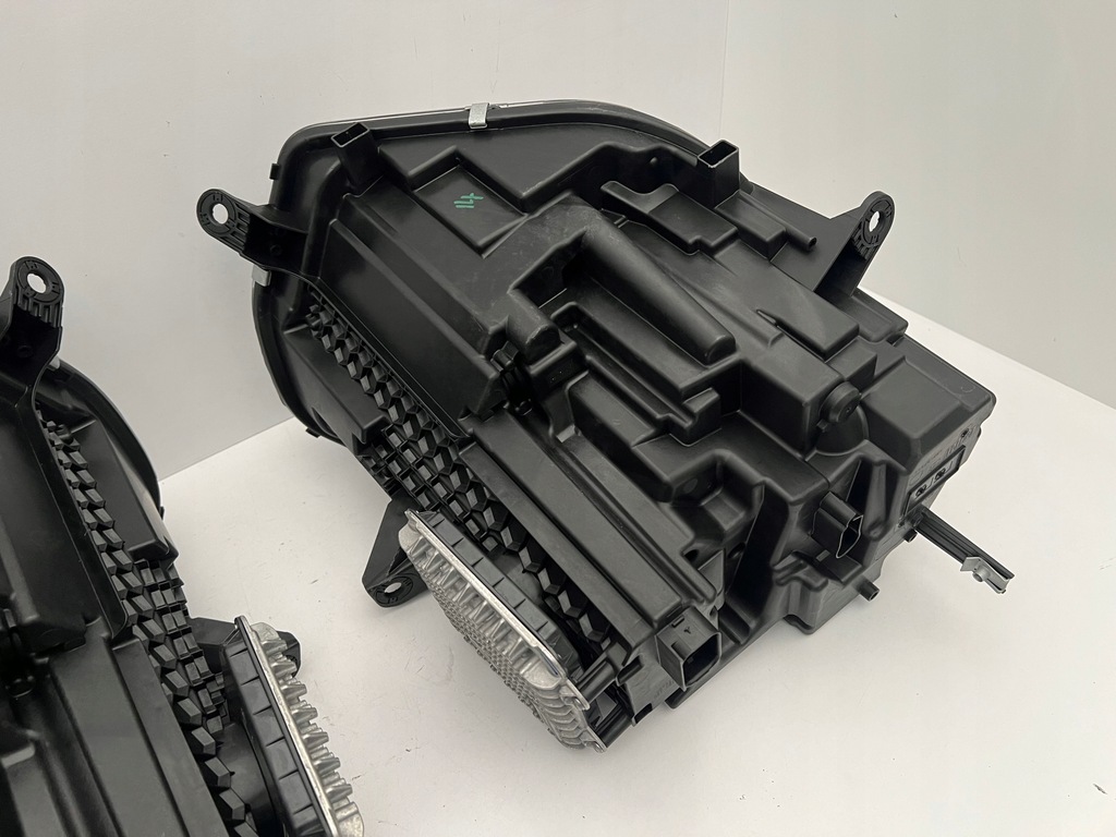 фото №10, Лампа левая правая led mini countryman ii f60 lift lci europa полный