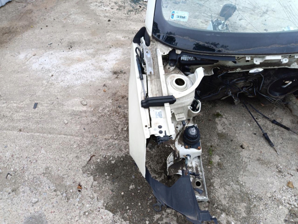 фото №2, Audi a1 8x чверть лонжерон права перед