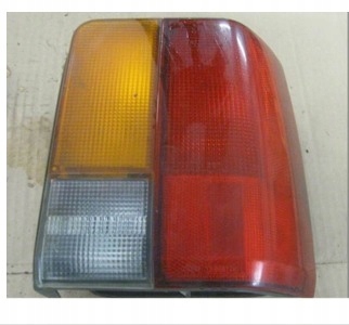 Купити Ford festiva / pride 1.3b 88r hb лампа права задній