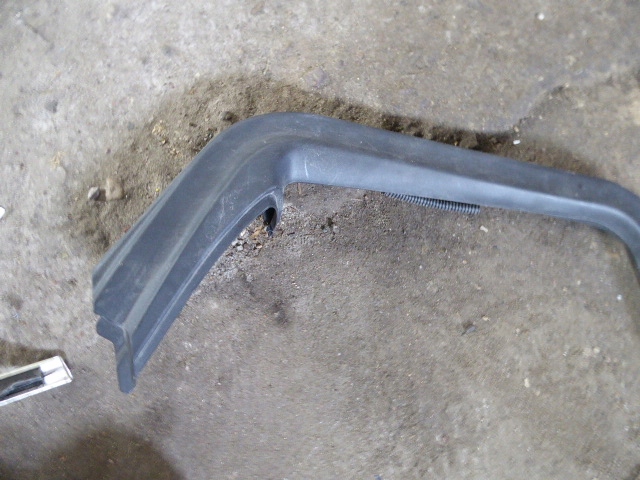 фото №2, Insignia a 08-13 рамка внутрішня двері задня ліва kombi 5d