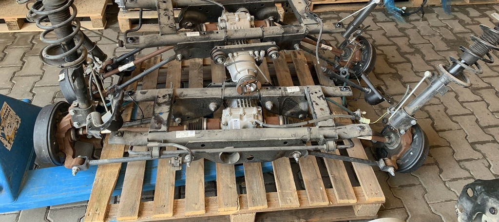 фото №12, Подрамник задние подрамник балка 554032052r 554039483r dacia duster ii 4x4 1.5 dci