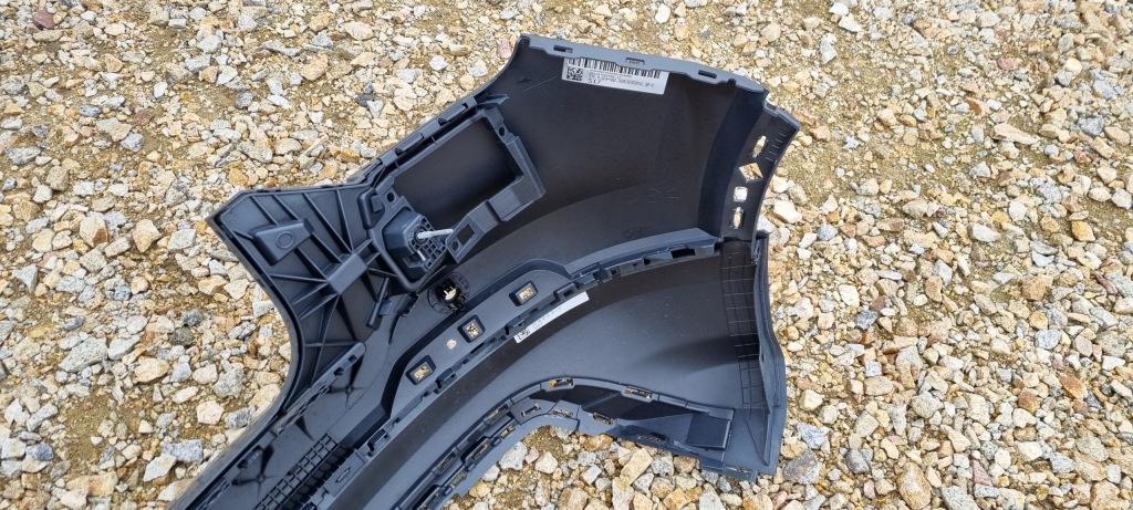 фото №9, Audi оригинальный номер 8w0807437aq бампер