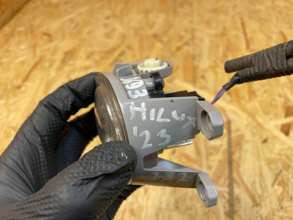 фото №9, Протитуманна фара бампера перед передній правий led toyota hilux viii lift 2020-