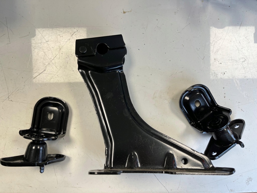 Купити Kia picanto iii кронштейн кріплення сидіння задній 2017-