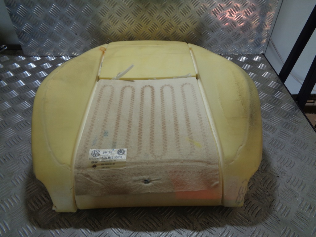 фото №1, Skoda fabia ii 5j0963557d спинка праве мат