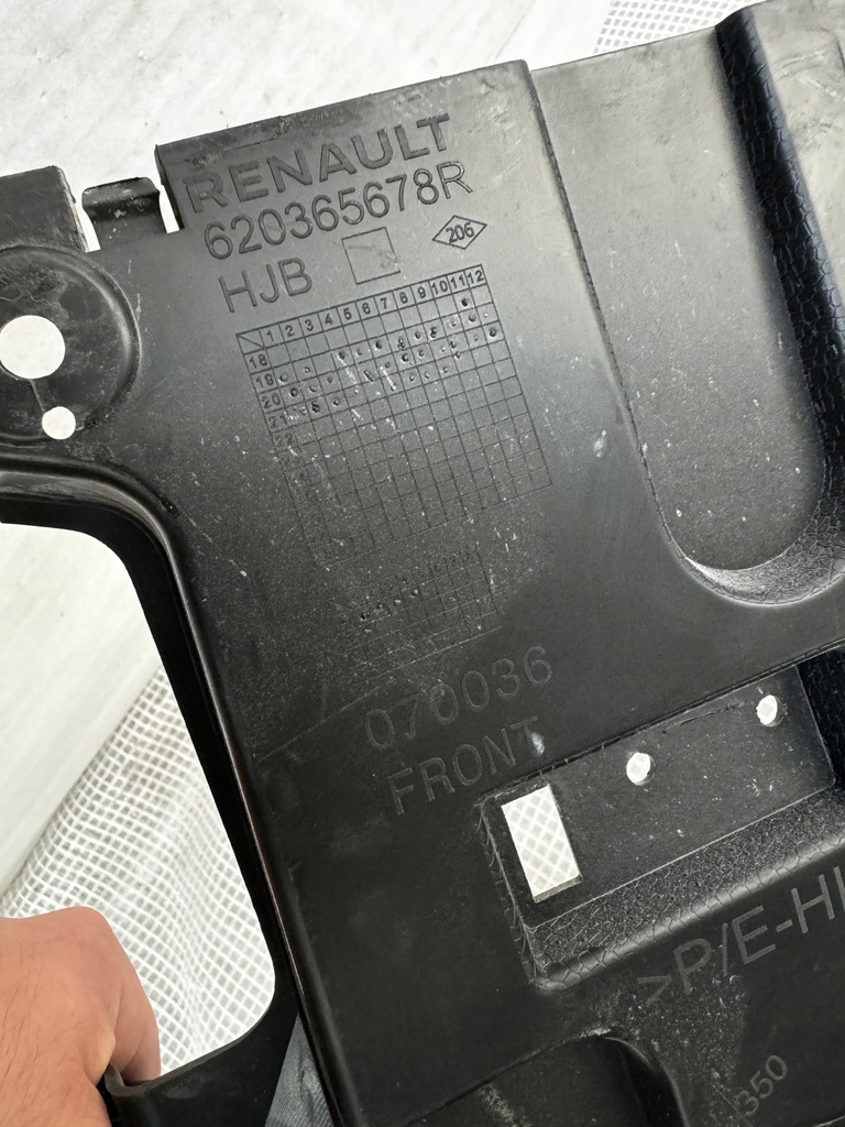 фото №4, Renault captur ii 19- решётка радиатора