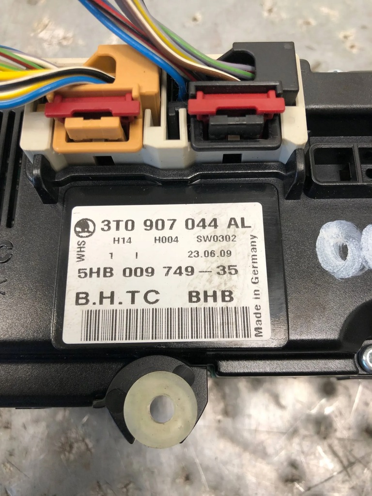 фото №5, Панель кондиціонера skoda octavia ii lift scout 3t0907044al