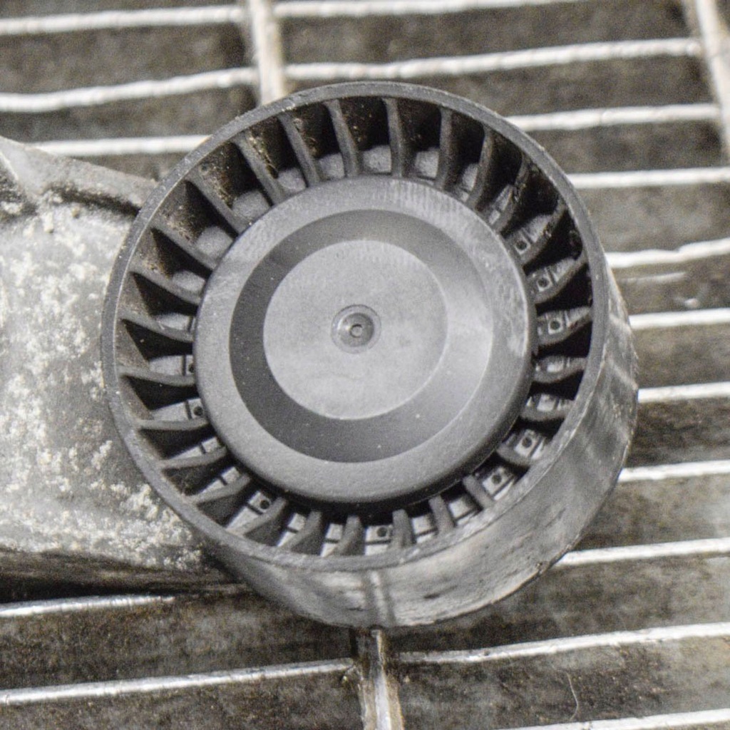 фото №6, Bmw 7 f01 f02 f03 f04 2012 натяжитель ремень генератора