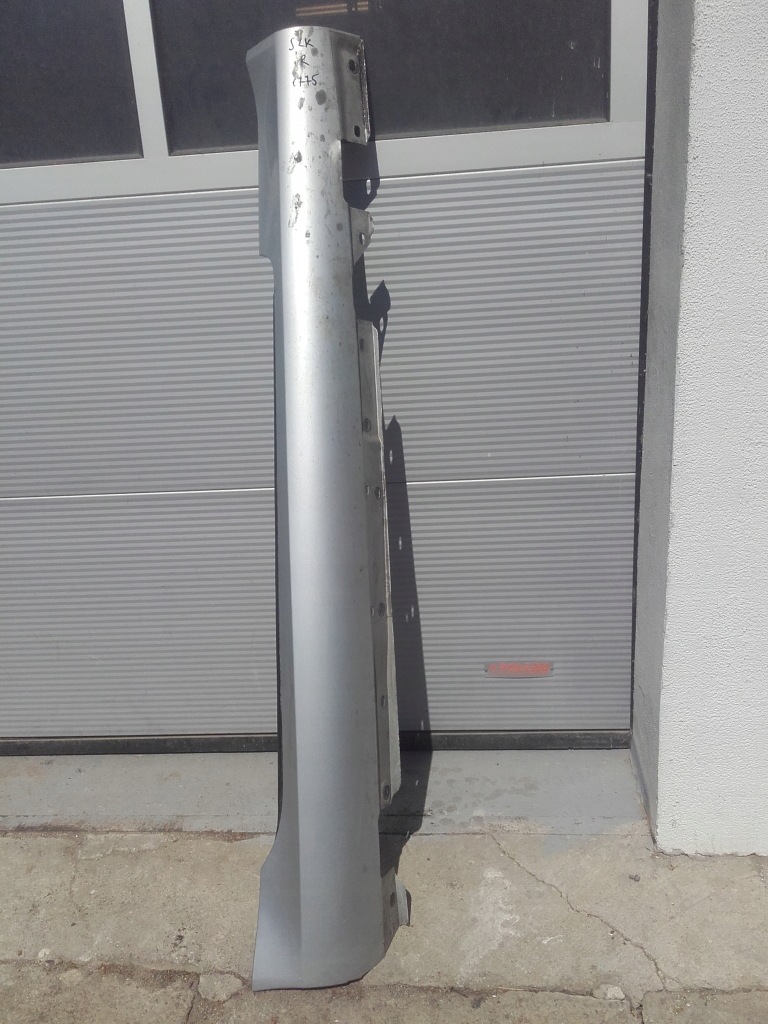 Mercedes slk r171 рестайлинг  молдинг порог левая правый Цена