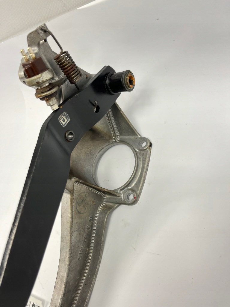 фото №6, Педаль гальма автоматична коробка передач mercedes w126 c126 se sel sec 1262901819