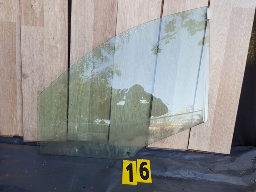 фото №1, Fiat panda ii стекло боковая дверь перед левая