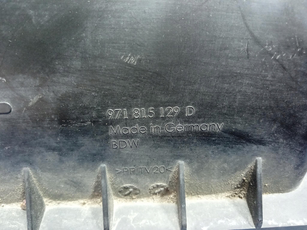 Porsche panamera ii 971 впуск решітка жабо 971815129d Київ