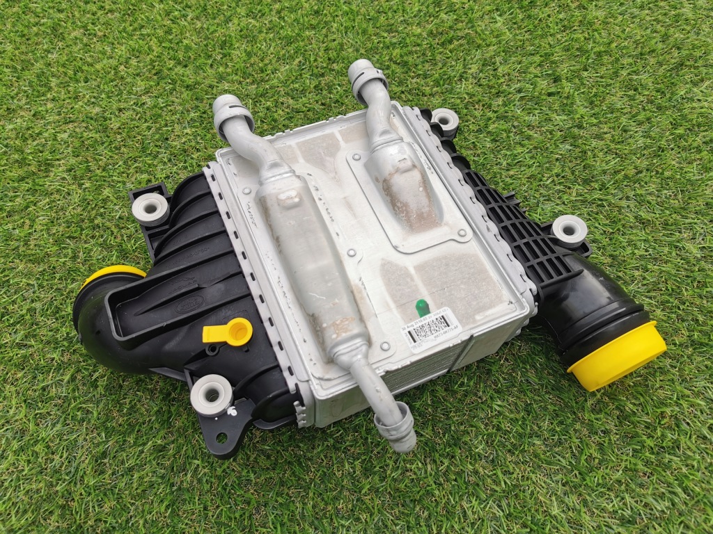 Купити Jaguar радіатор інтеркулер hx73-6k775-af