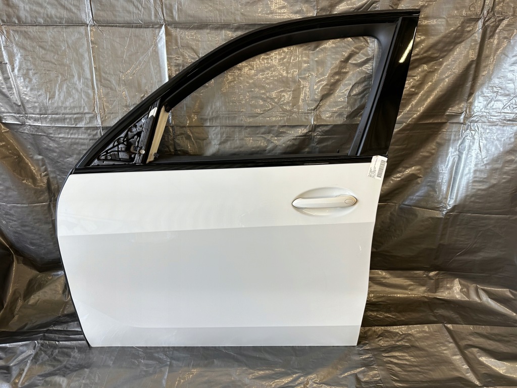 фото №1, Bmw x5 g05 дверь цвет a300