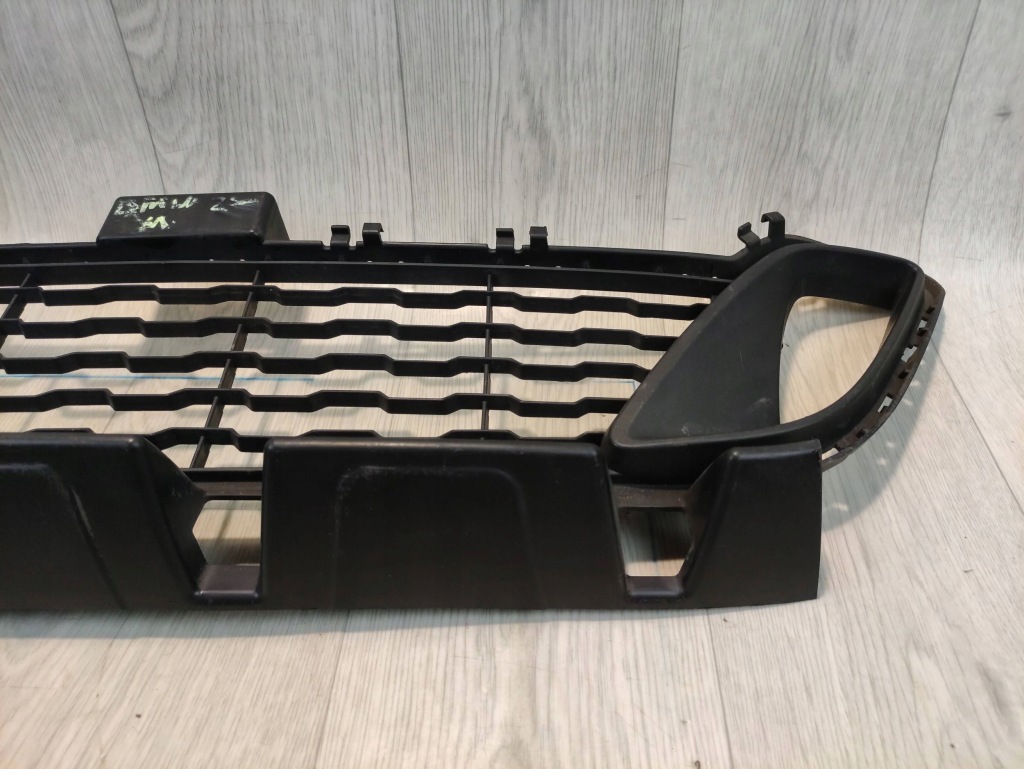 Bmw 2 f45 m-pakiet решётка средняя бампера перед 8057891 Киев