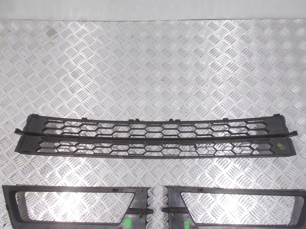 фото №8, Решётки комплект skoda rapid 5j 12-17 5ja853677 5ja807682 5ja807681 оригинал