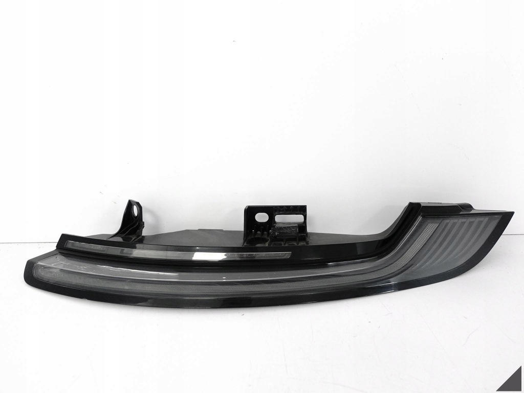 фото №1, Porsche 911 992 19- лампа led правая задняя eu