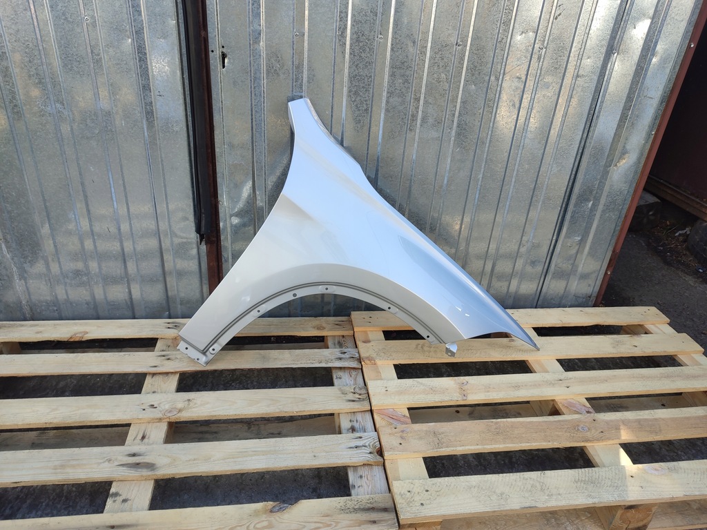 фото №12, Крыло стальной правый bmw x1 f48 06.15-09.22r лак a83 glacier silver