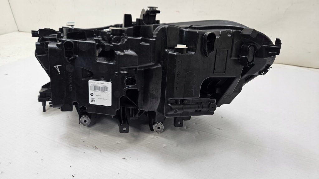 Фара перед передняя правый  bmw x5 g05 full led подсветка 9481784-05 Доставка
