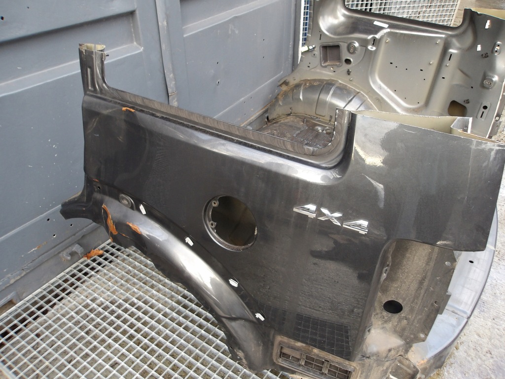 фото №7, Dodge nitro pas задний крыло правый левый поддон задняя