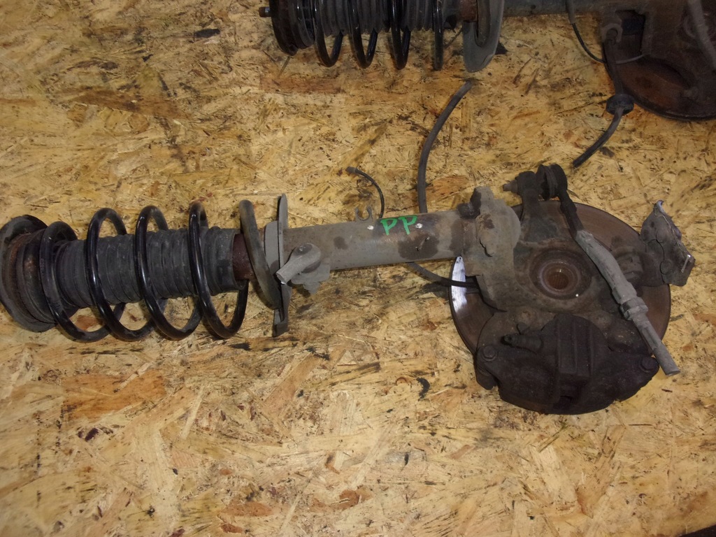 фото №1, Peugeot 208 i mcperson правий перед kompletny