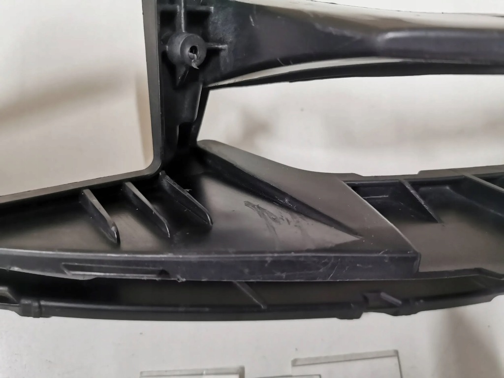 фото №9, Решётка бампера передний, кронштейн радара porsche panamera 971 правый 273.