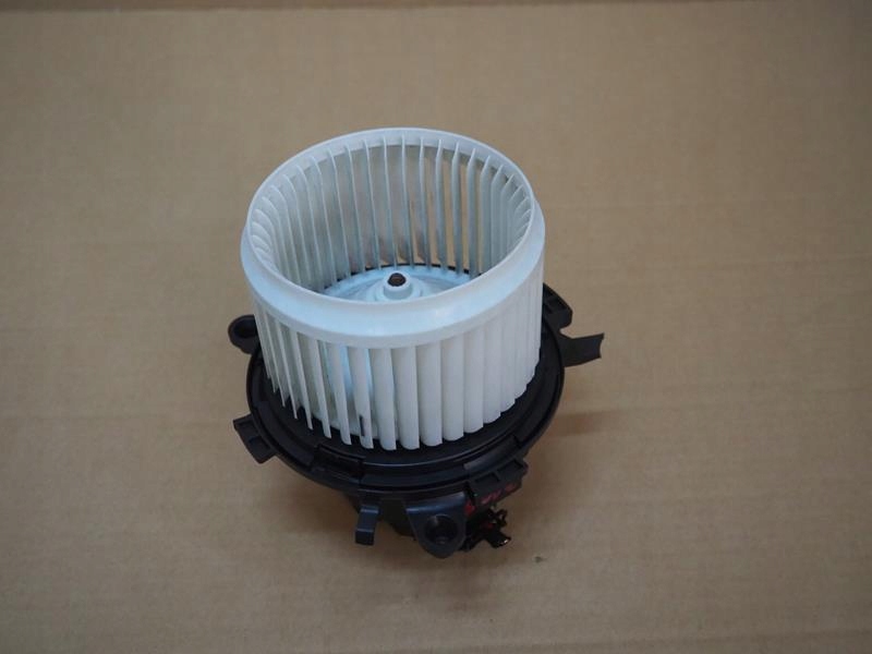 фото №1, Вентилятор воздуходувка отопителя peugeot 3008 ii