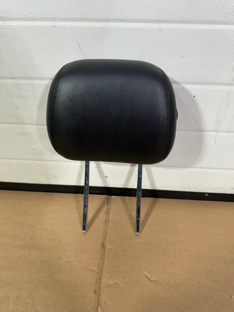 фото №6, Подголовник сиденье левый перед, передний mercedes b klasa w246 кожа