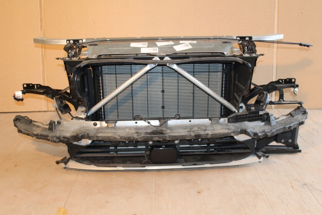 Комплектный  перед капот ремень радиатор радар bmw x3 g01 475 гибрид Оригинал