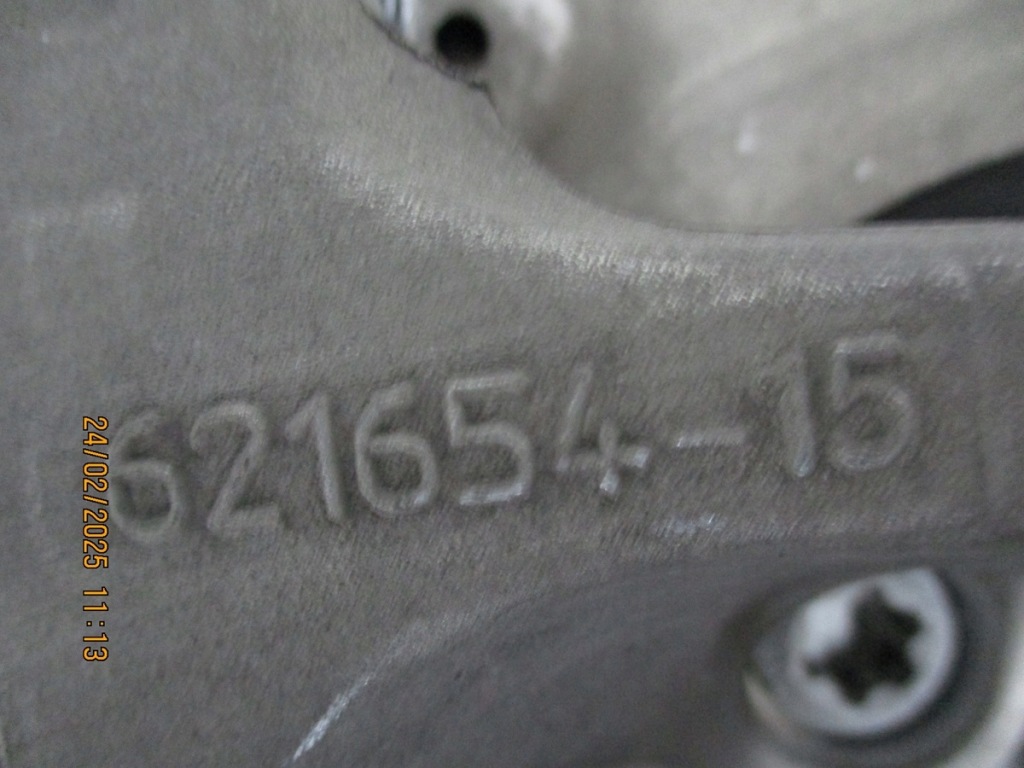 Поворотный кулак перед toyota supra 3.0i 23r правый с Разборки