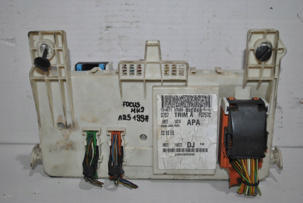 фото №1, Коробка запобіжників ford focus mk2 6m5t14014apa