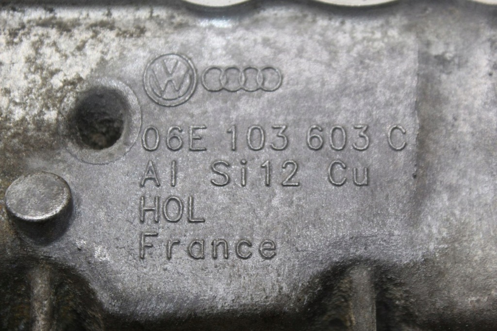 Поддон масляная 06e103603c a4 b7 a6 c6 3.2 fsi auk Киев