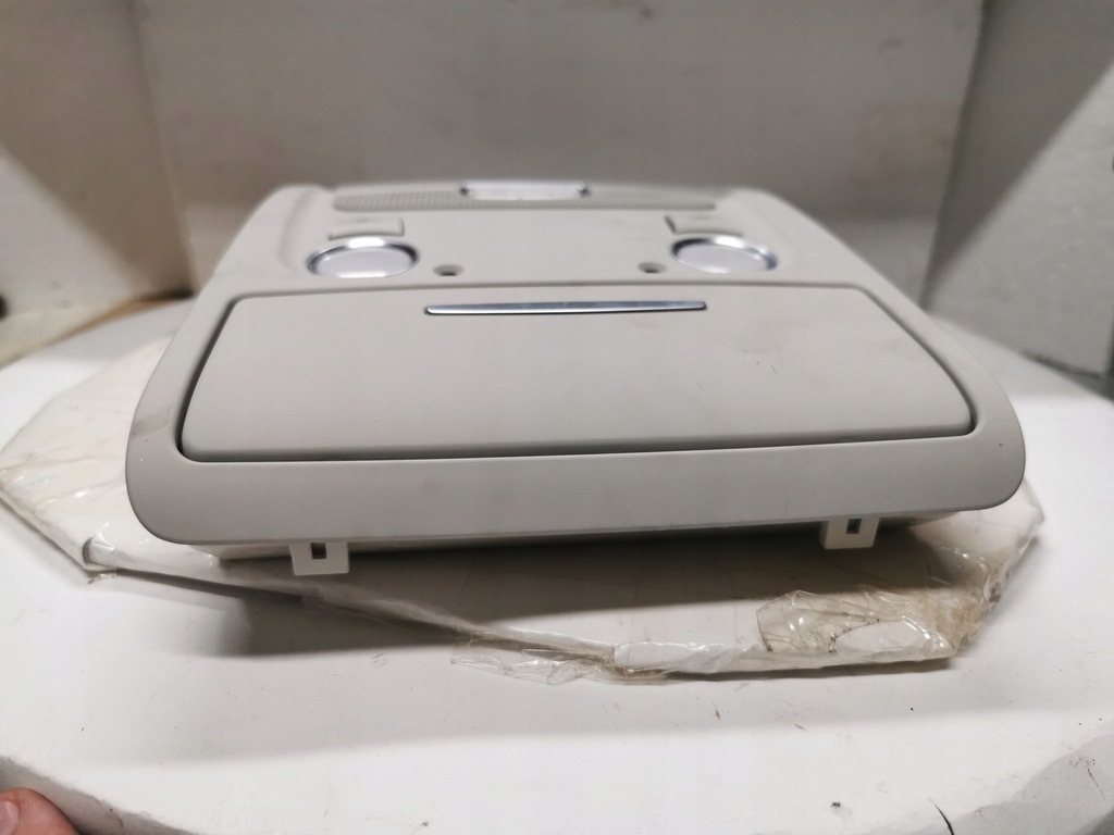 фото №7, Audi a5 8t sportback лампа потолочный 8t0947135b 8k0951177 all/e/7