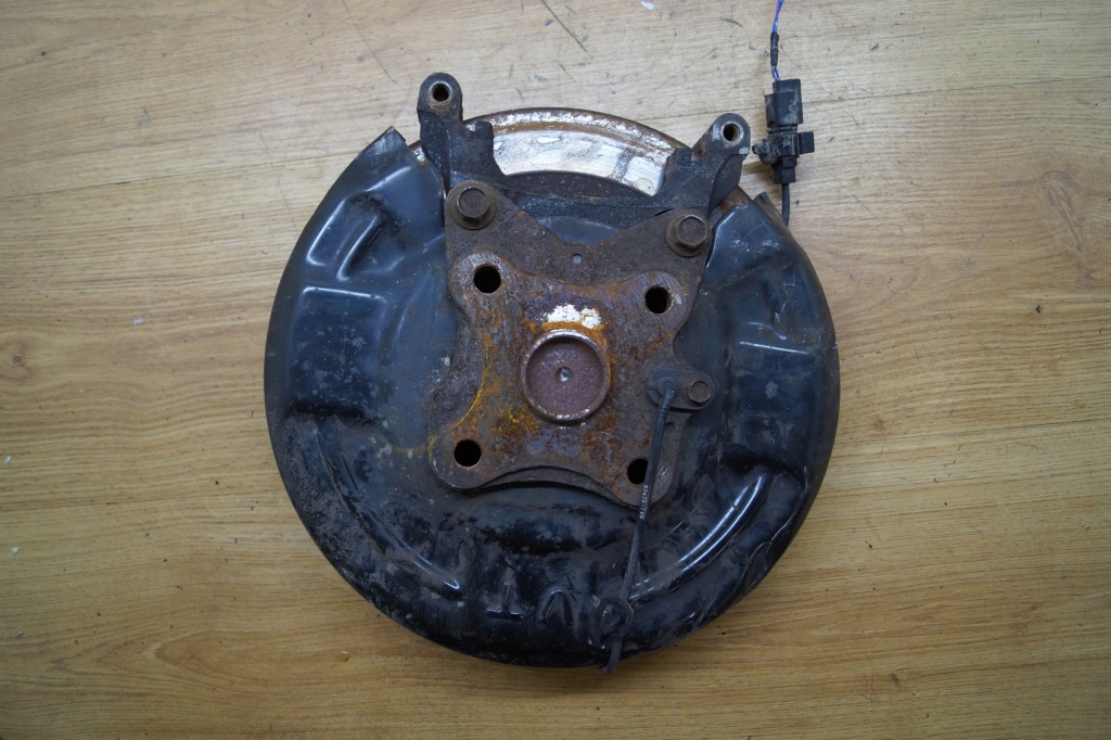 фото №3, Поворотный кулак левый задняя honda civic ix