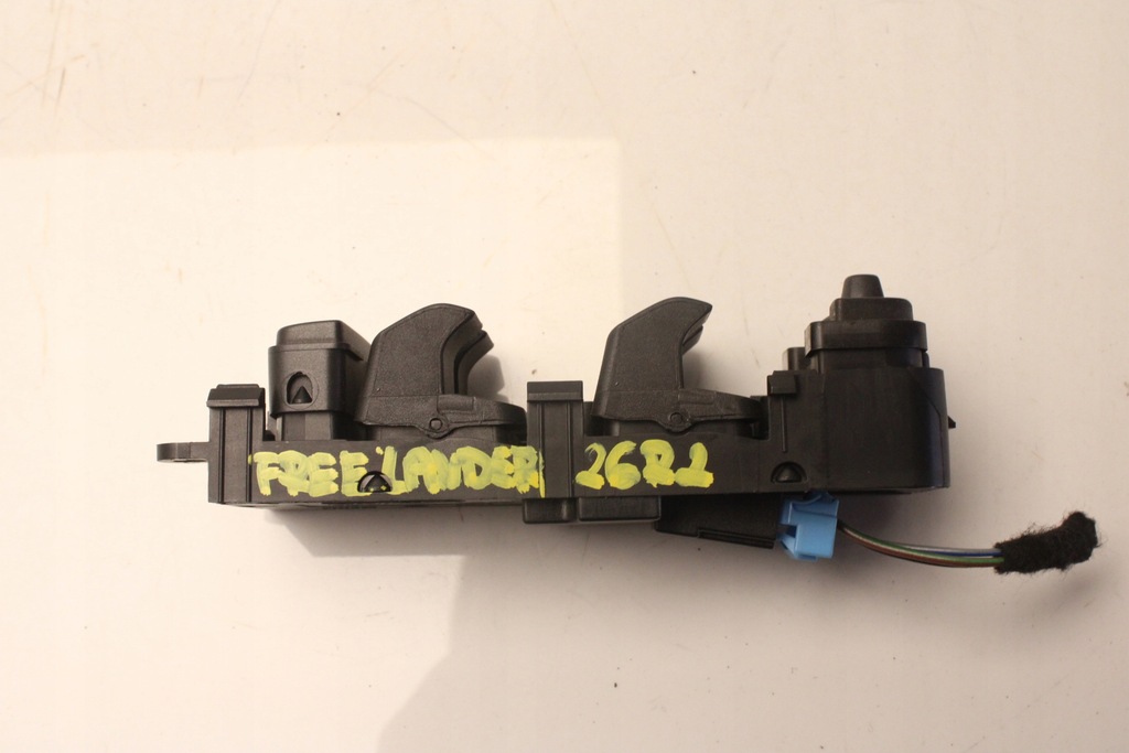 фото №7, Land rover freelander ii 2 2006r- панель управление окон зеркал кнопки