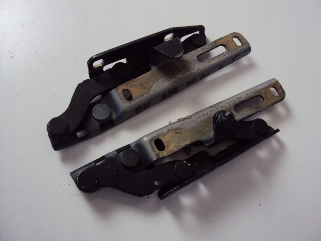 фото №1, Петлі капот porsche 911 996 2007-