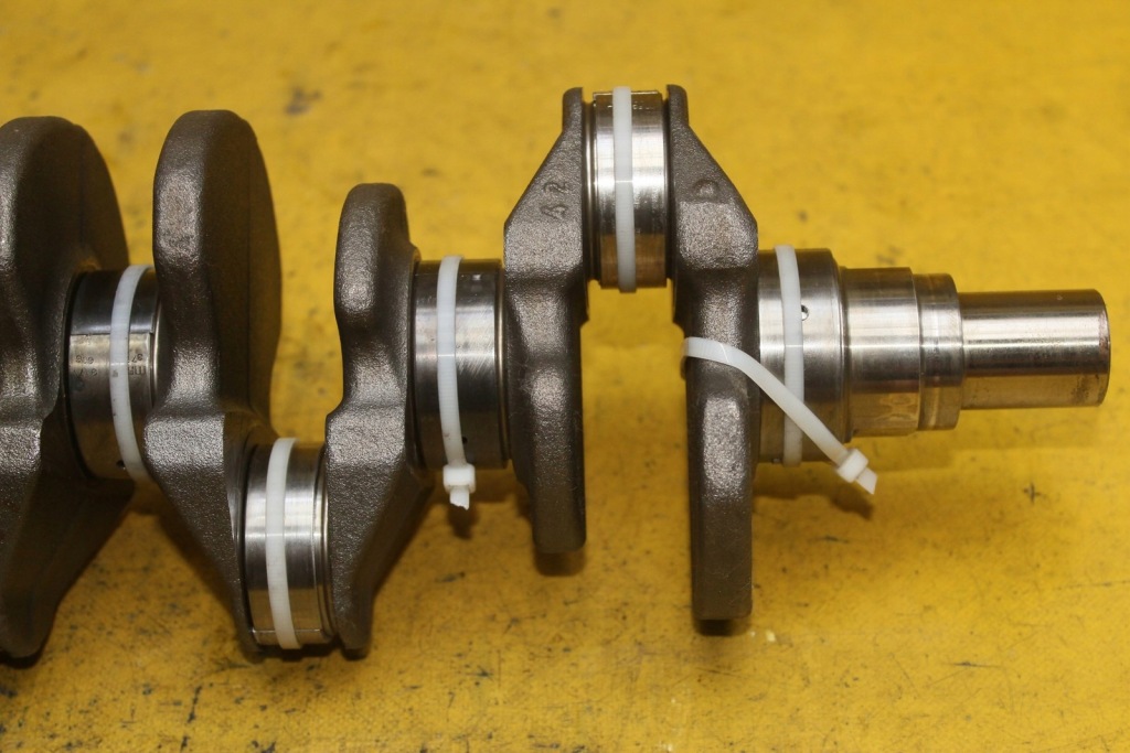 Wał колінчастий berlingo bh02 1.6 hdi 10jbhu в Україні