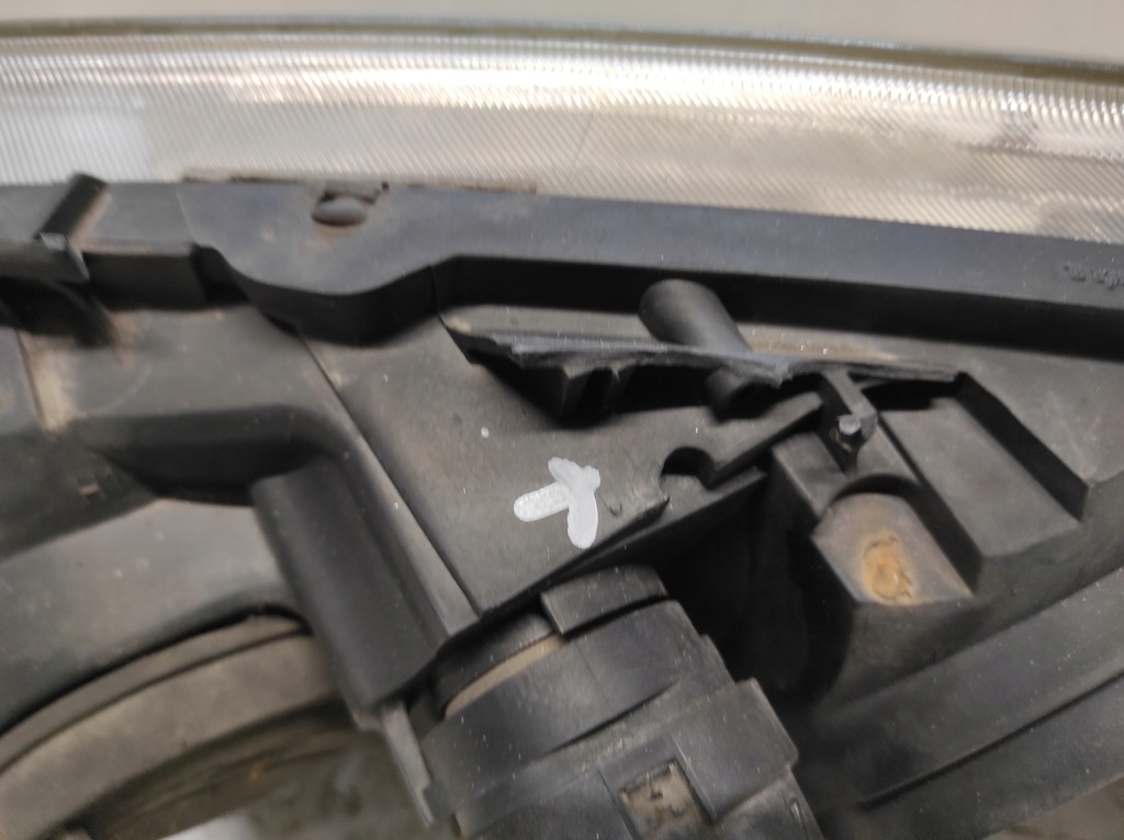 фото №6, Renault megane 2 ii 02- лампа правая перед 8200073221j