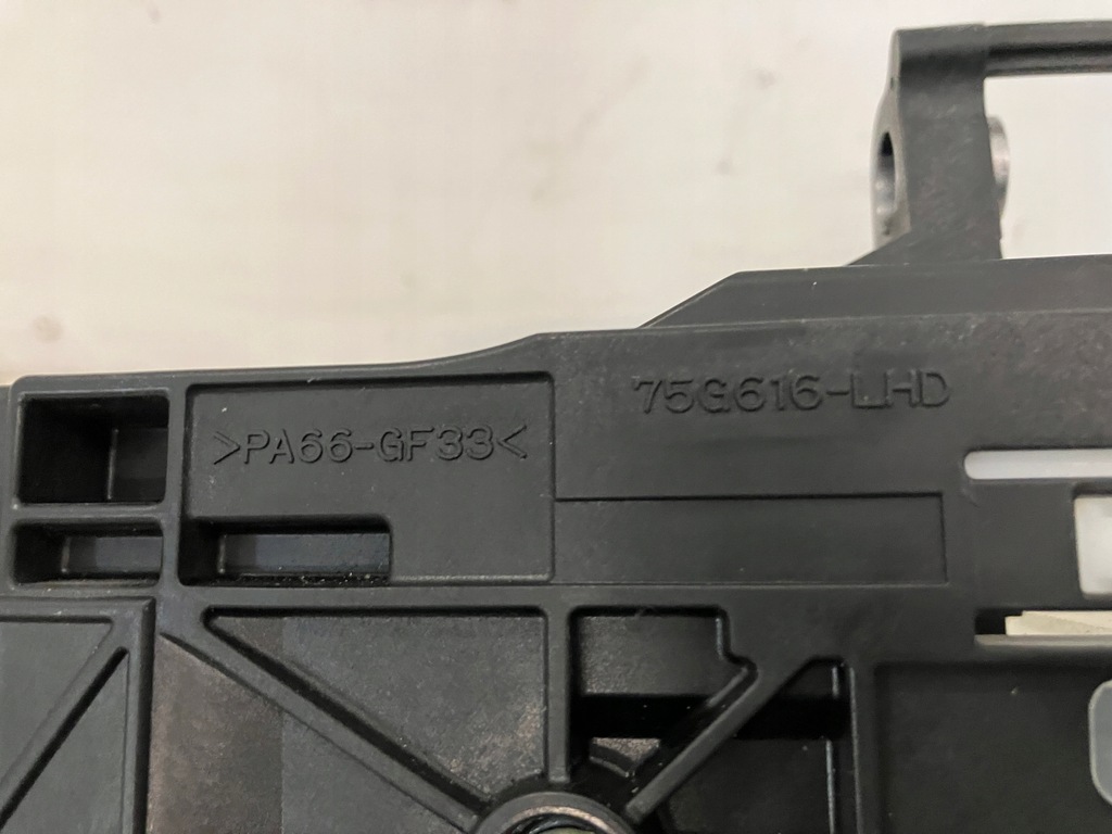 фото №7, Prius + plus домкрат выборщик переключения передач