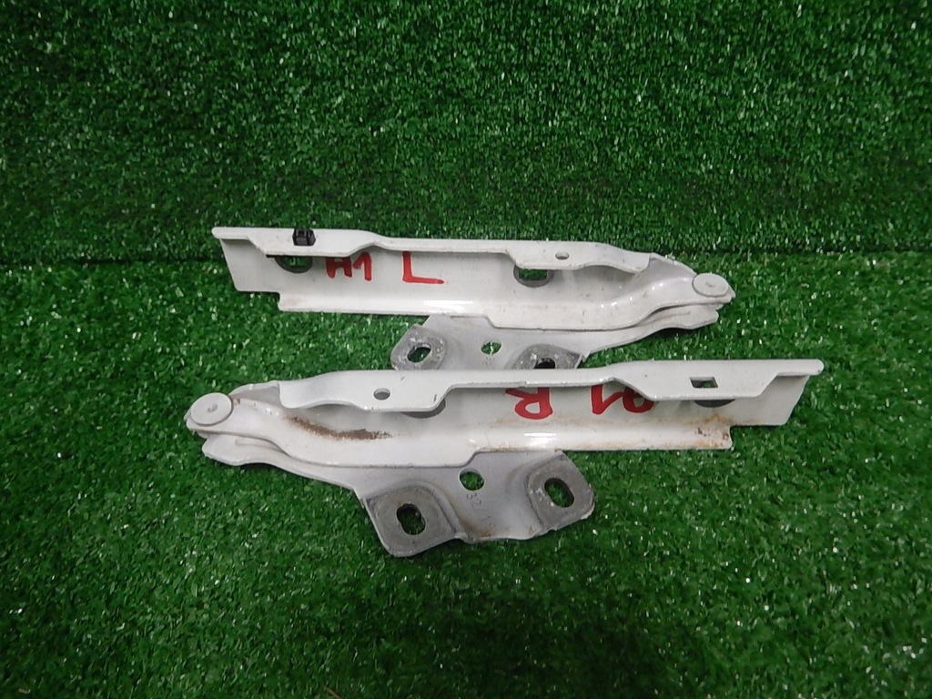 фото №1, Петля капот audi a1 82a левый