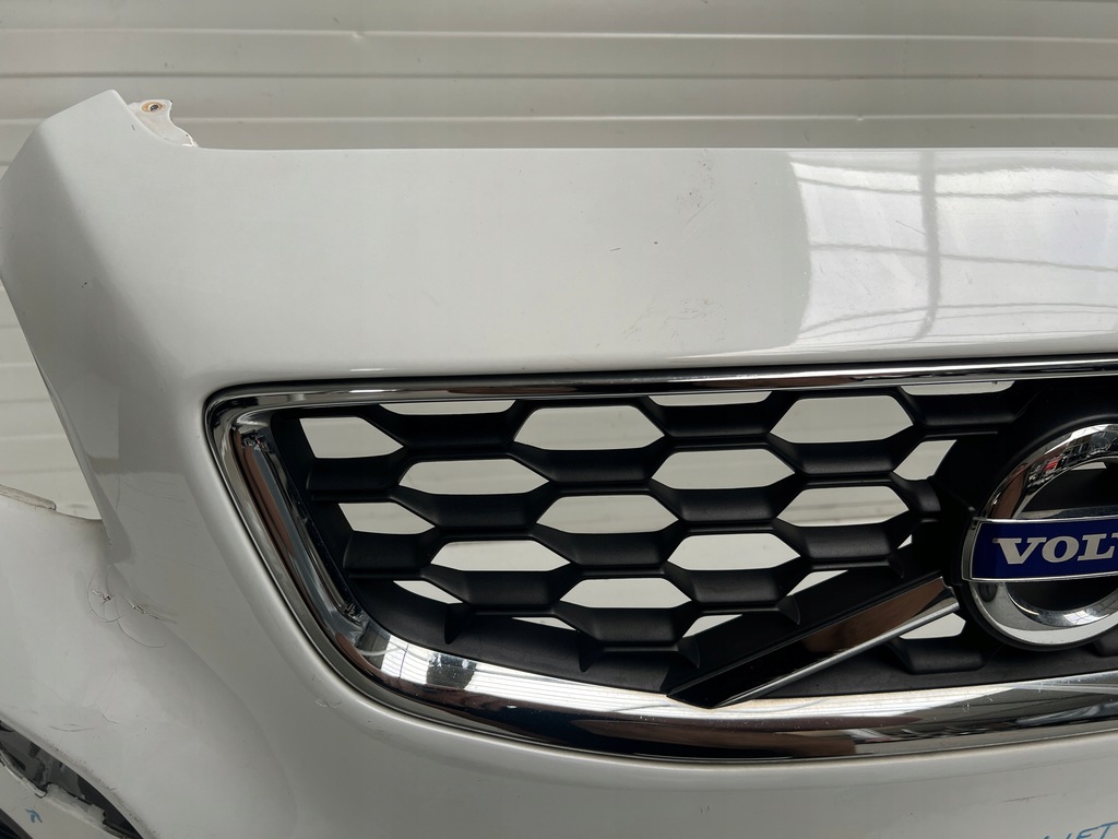 фото №11, Бампер перед передний решётка радиатора решётка радиатора volvo c30 lift