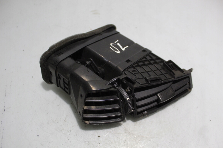 фото №1, Решітка обдув середня ліва kia ceed i