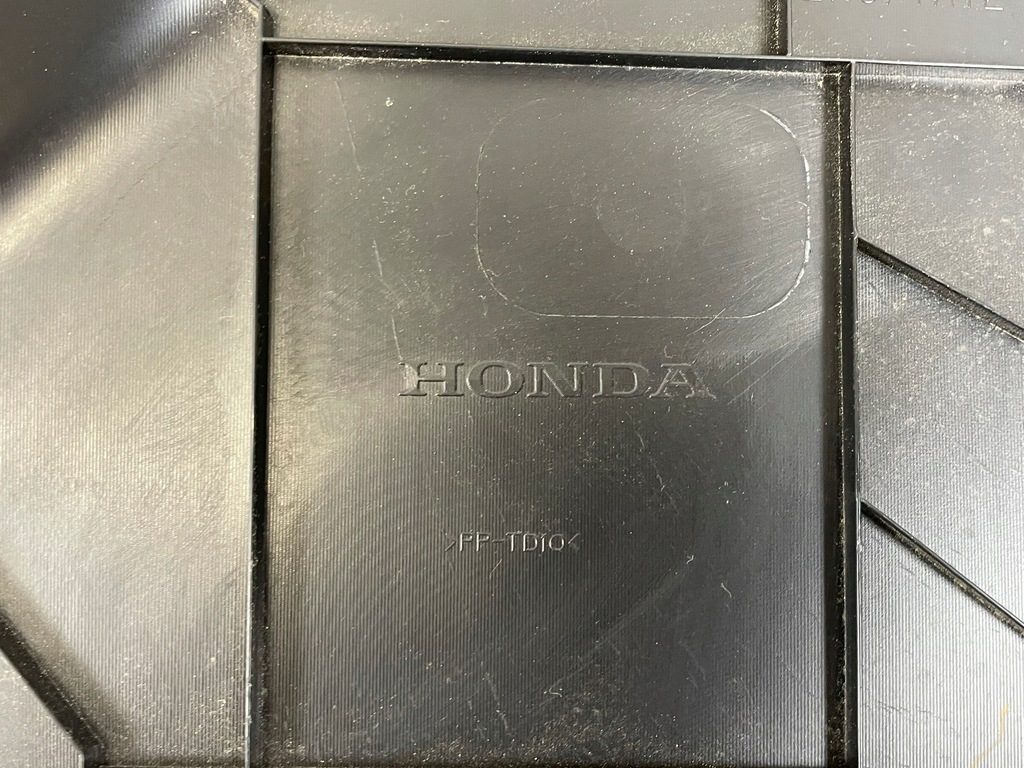 фото №10, Обивка крышки honda jazz iv 15- 84440-t5a-lng