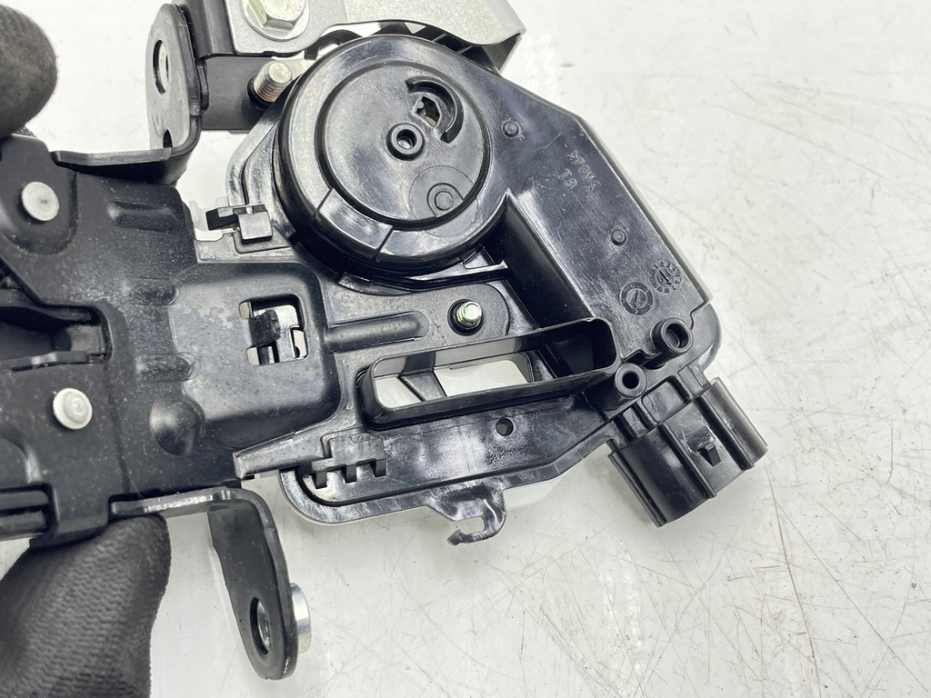 фото №5, Toyota prius prime 2016 замок двері задніх автомобілів вантажних