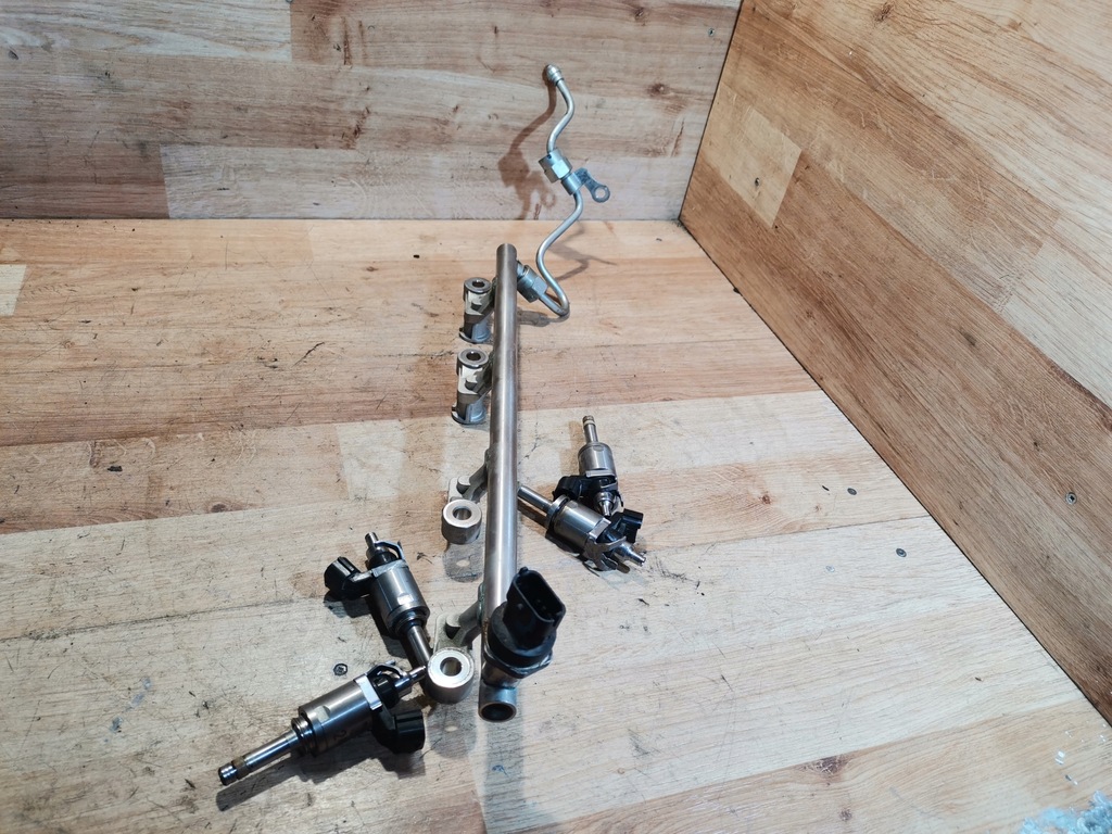 фото №9, Молдинг упорскування форсунки mazda 3 iii bm 2.0 16v skyactiv 13- pe0113150