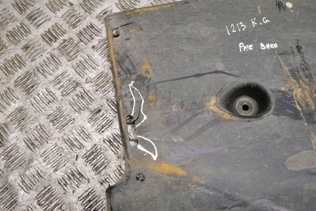 фото №7, Задняя средняя защита подвеска land rover range rover evoque l538