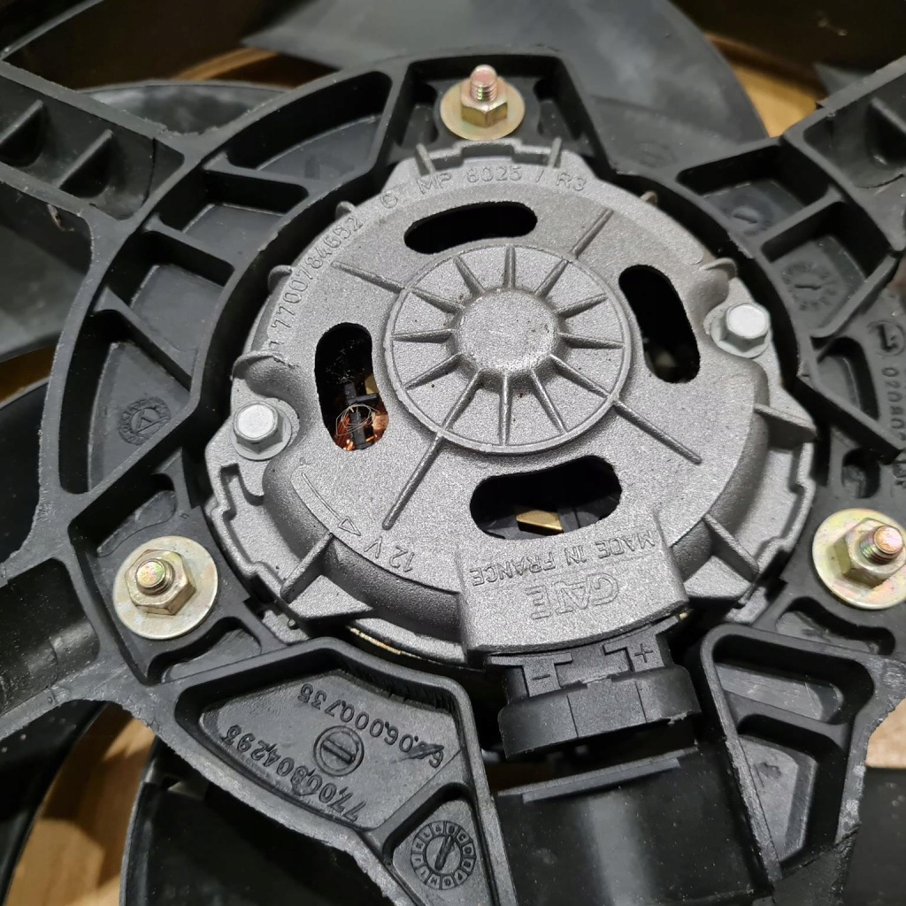 Renault clio 1 1.9 d вентилятор радіатора води рідина новий ! Київ