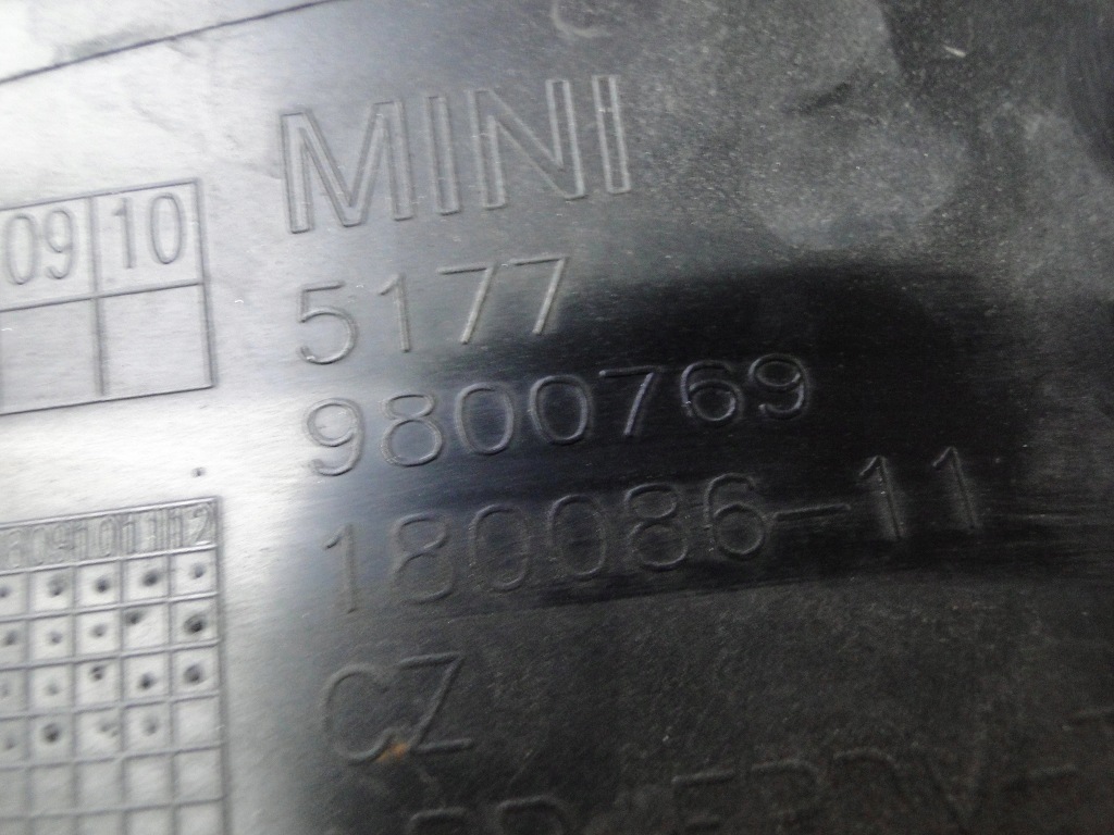 фото №4, Mini countryman r60 молдинг крила задня задня 9800769