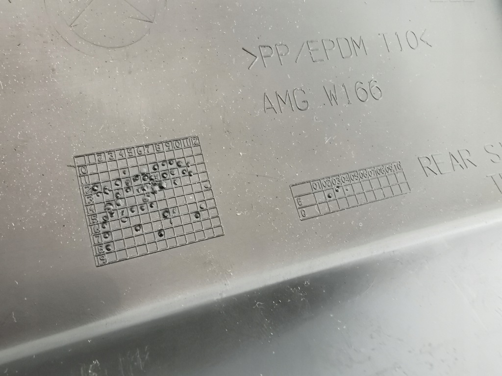 фото №3, Накладка молдинг бампер задняя правая левая ml w166 amg